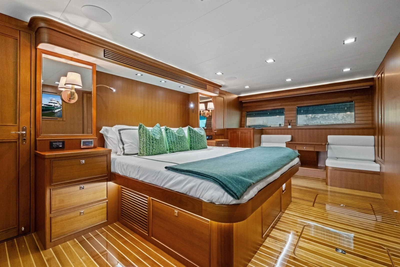 2024 Marlow 90 V - Artemis II