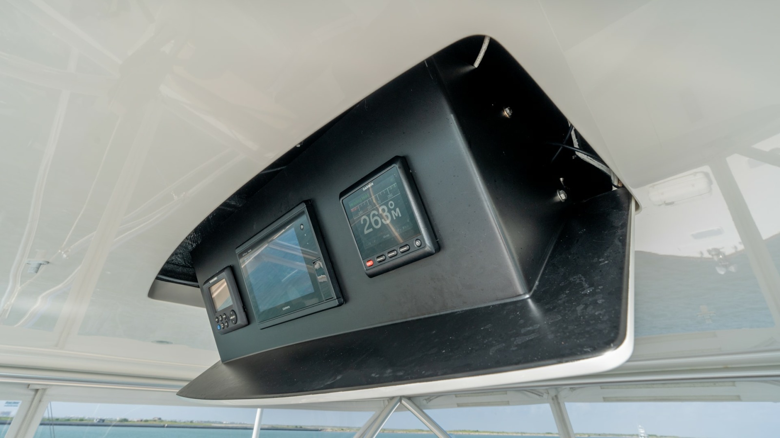 Flybridge Overhead Electronics Console