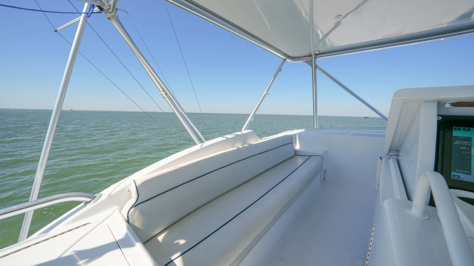 Flybridge Seating Area
