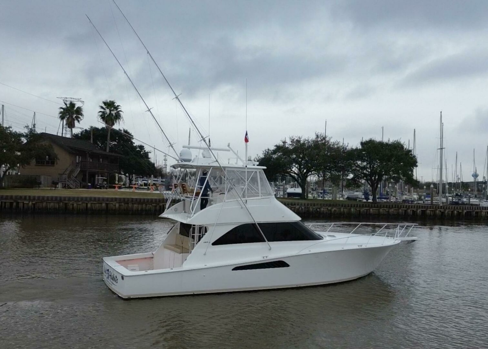 45' 2007 Viking 45 Convertible