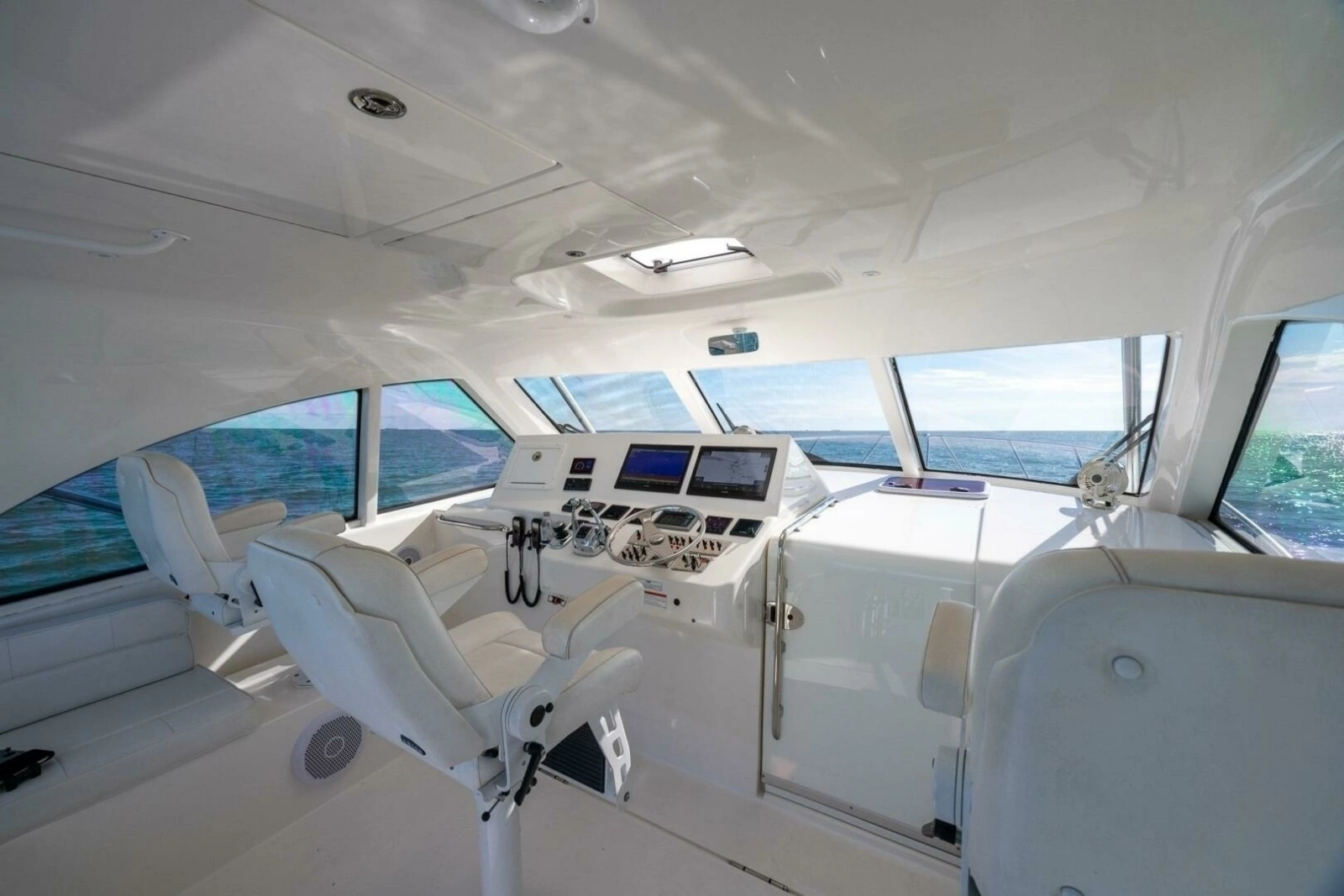 2012 Cabo 40 Express 