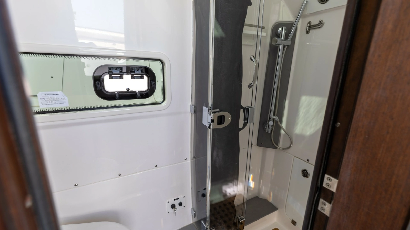 Modern Enclosed Bathroom Area