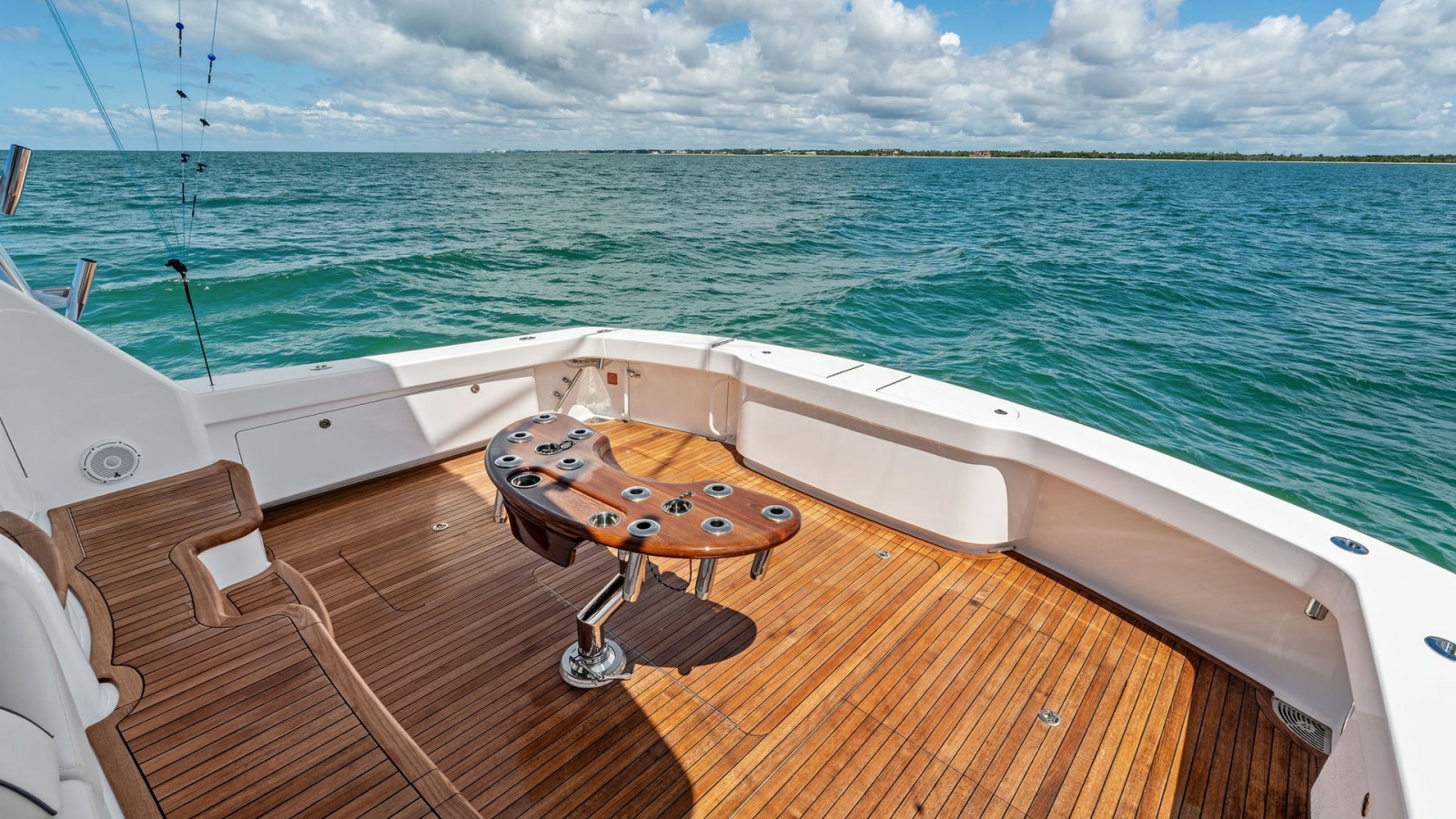 Spacious Aft Deck with Fighting Chair