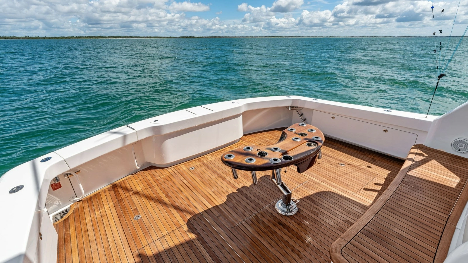 Spacious Teak Cockpit with Fighting Chair