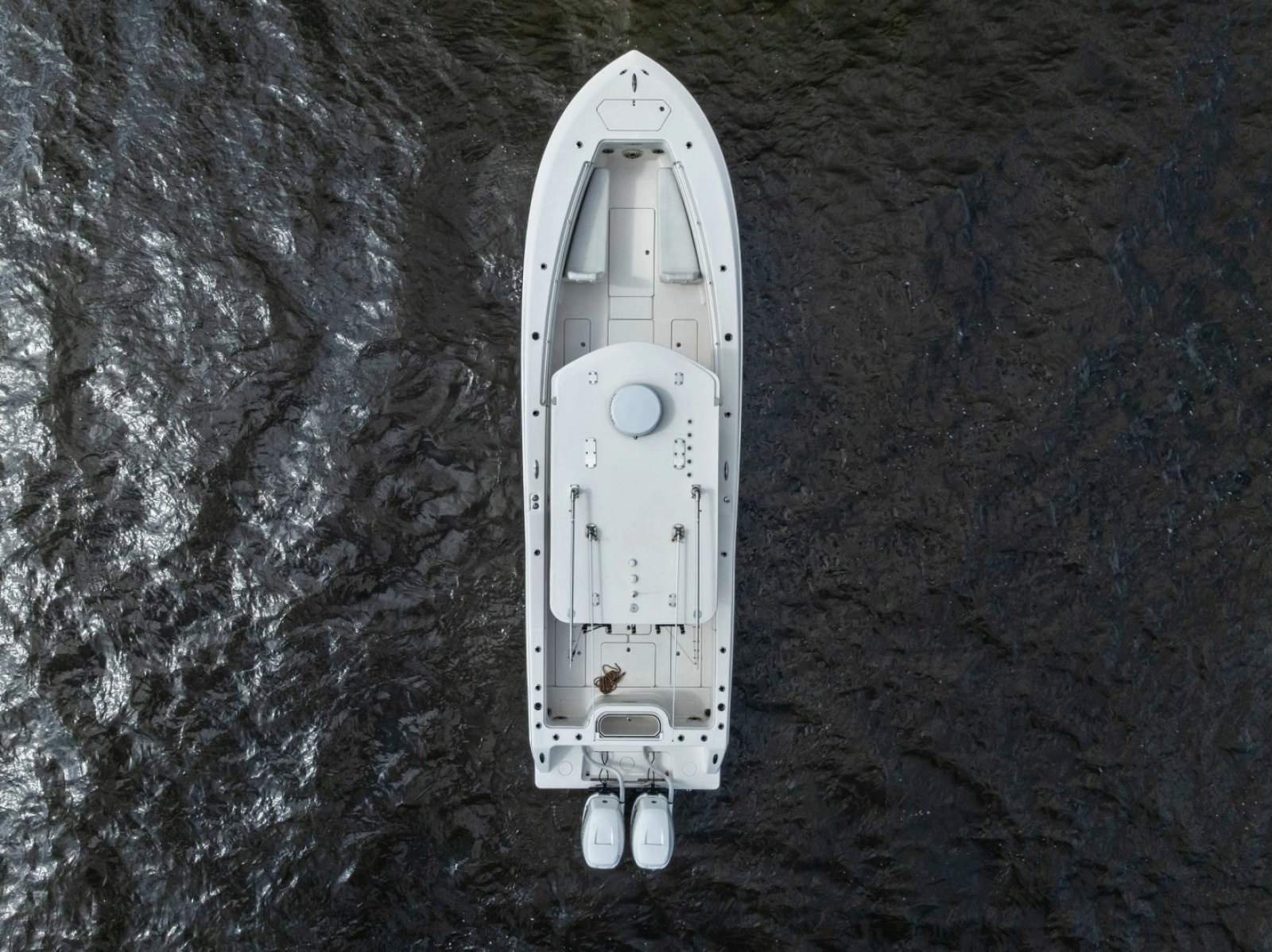 33ft Invincible Yacht For Sale