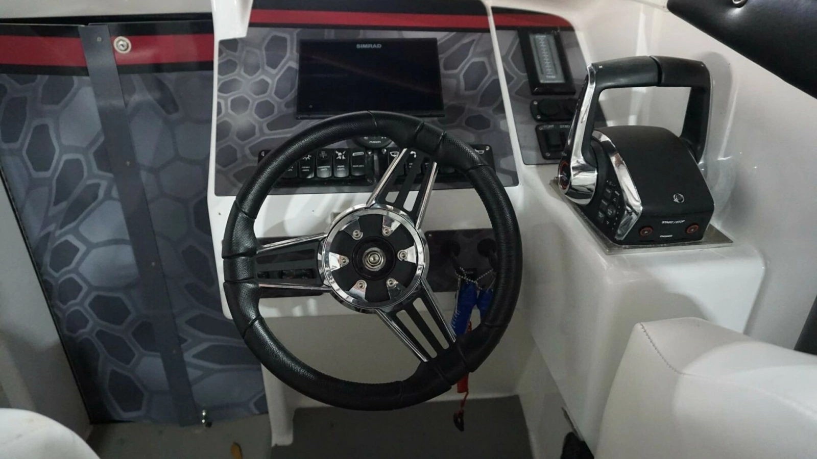 1998 32 Active Thunder 32 CC Ms. Rita Helm  (1)