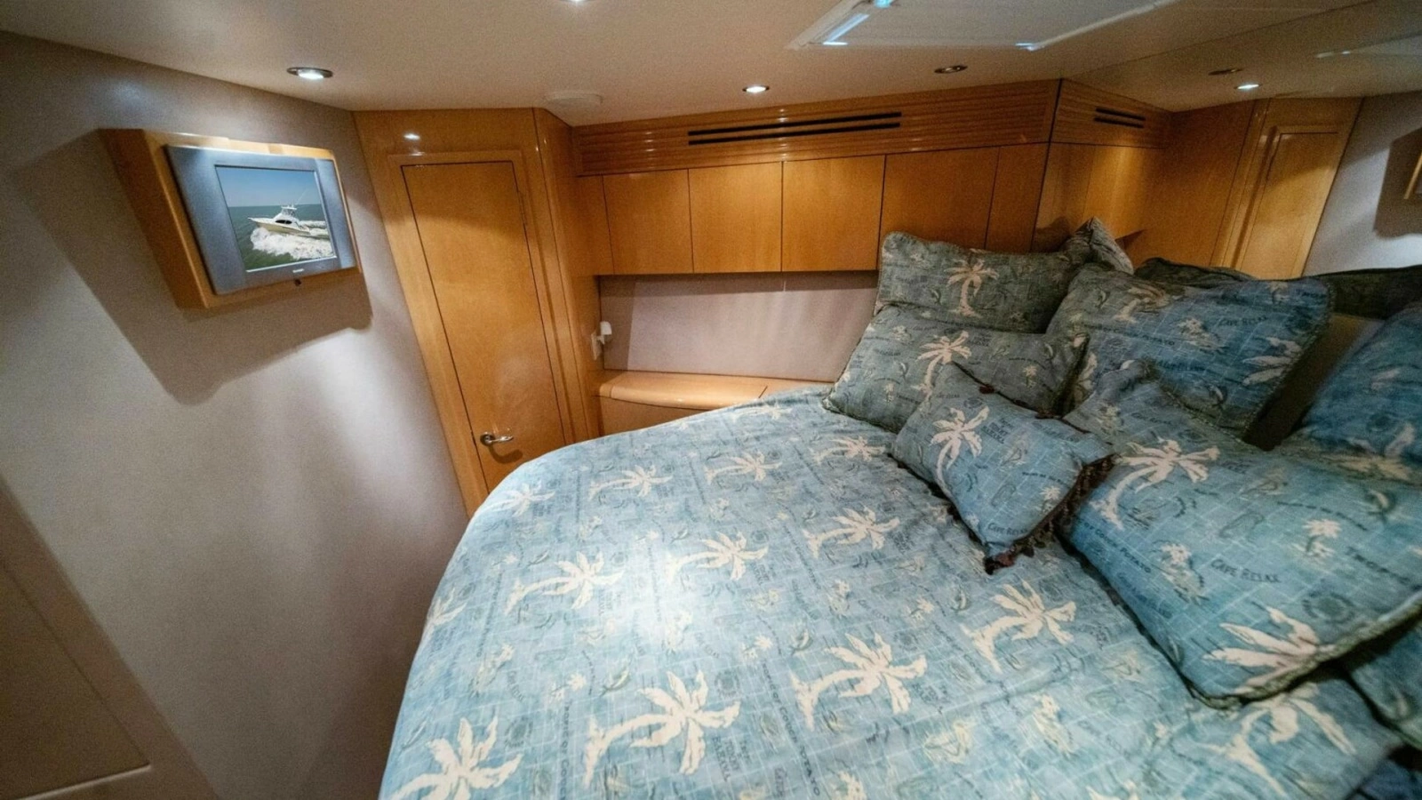 2003 Hatteras 54 Convertible - Big Boyd