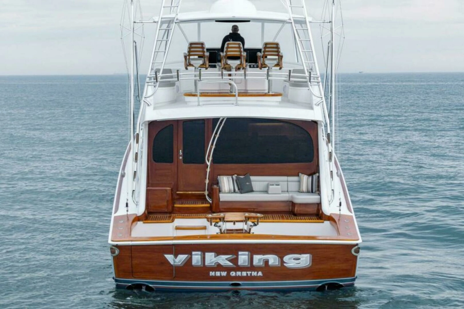 Viking 82 Convertible - Transom