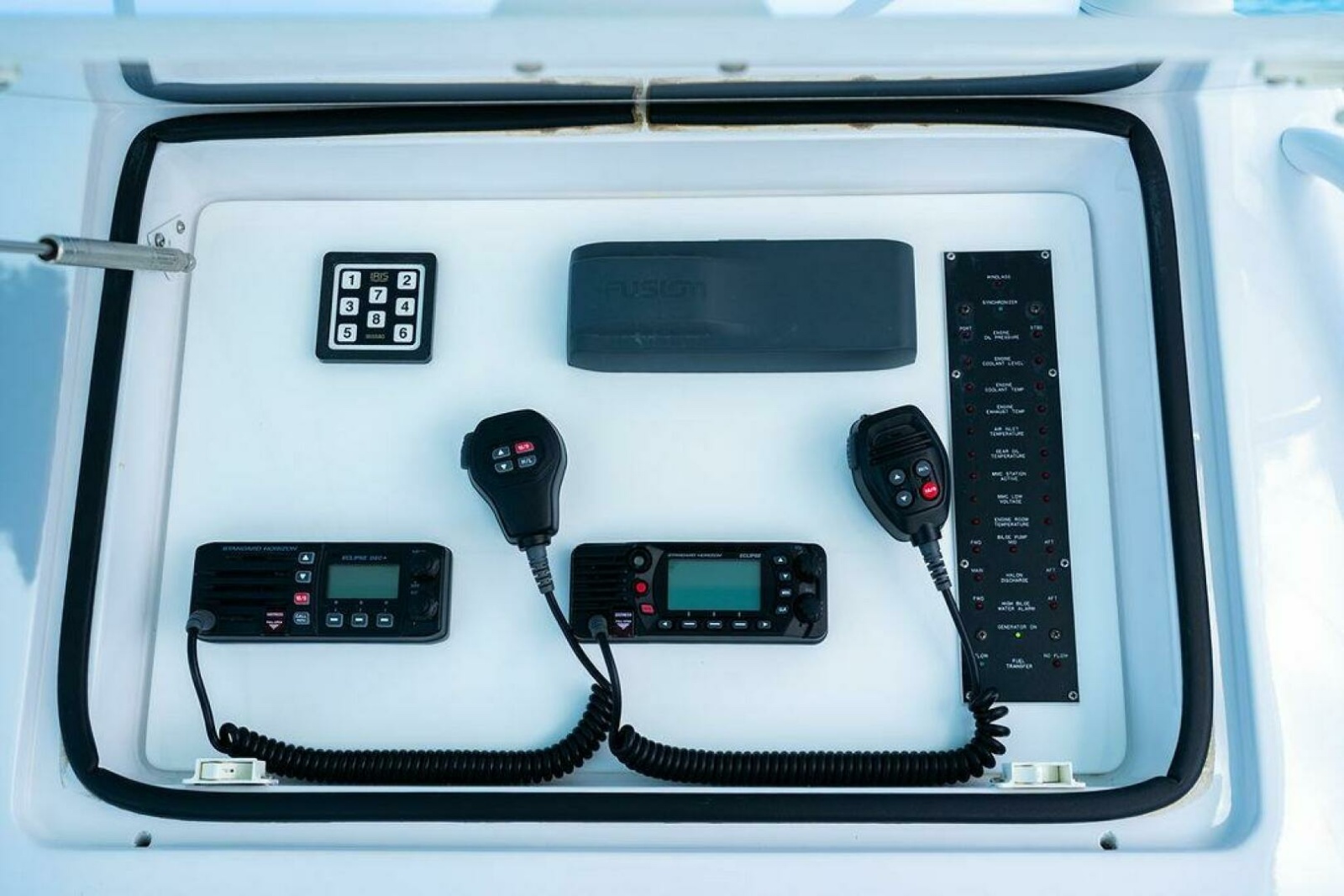 1999 Viking 55 Convertible