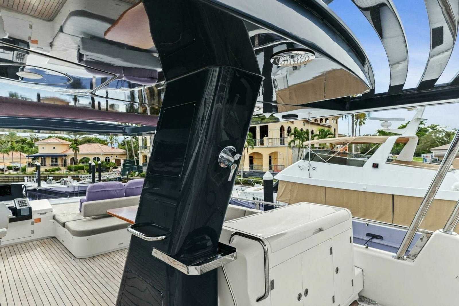 2021 Sirena 64- DESTIN-E- Flybridge