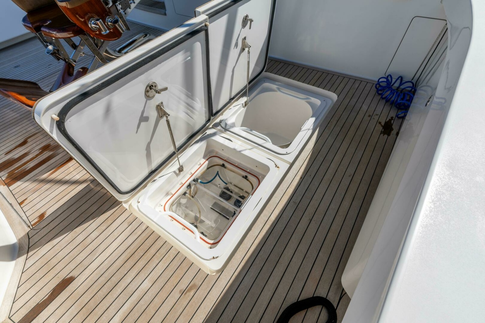 76' 2013 Viking 76 Convertible