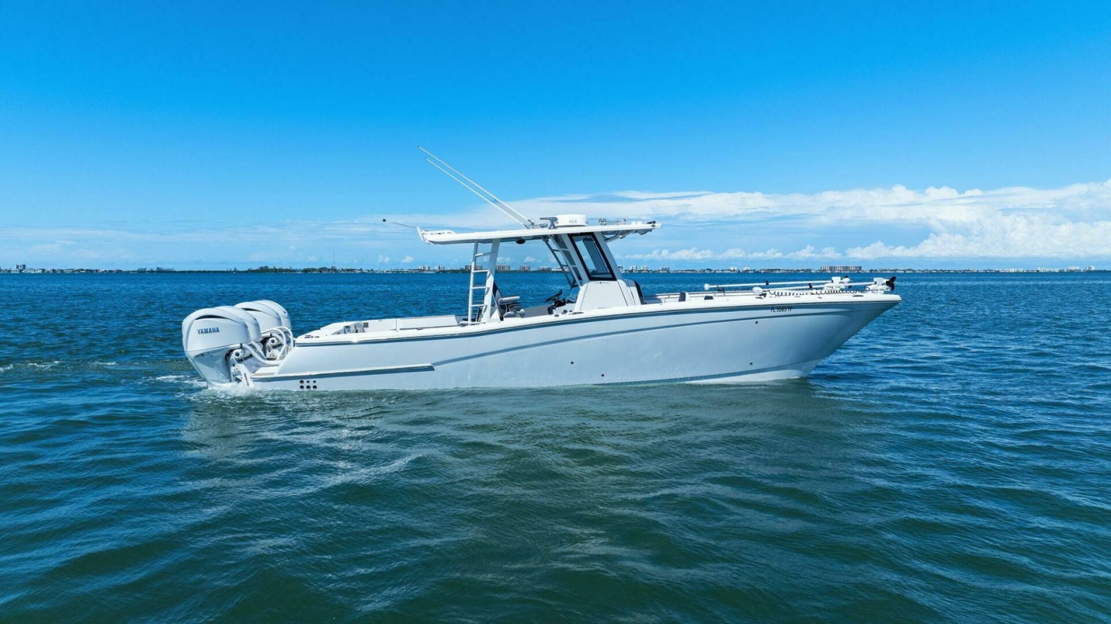 40' 2022 World Cat 400 CC-X