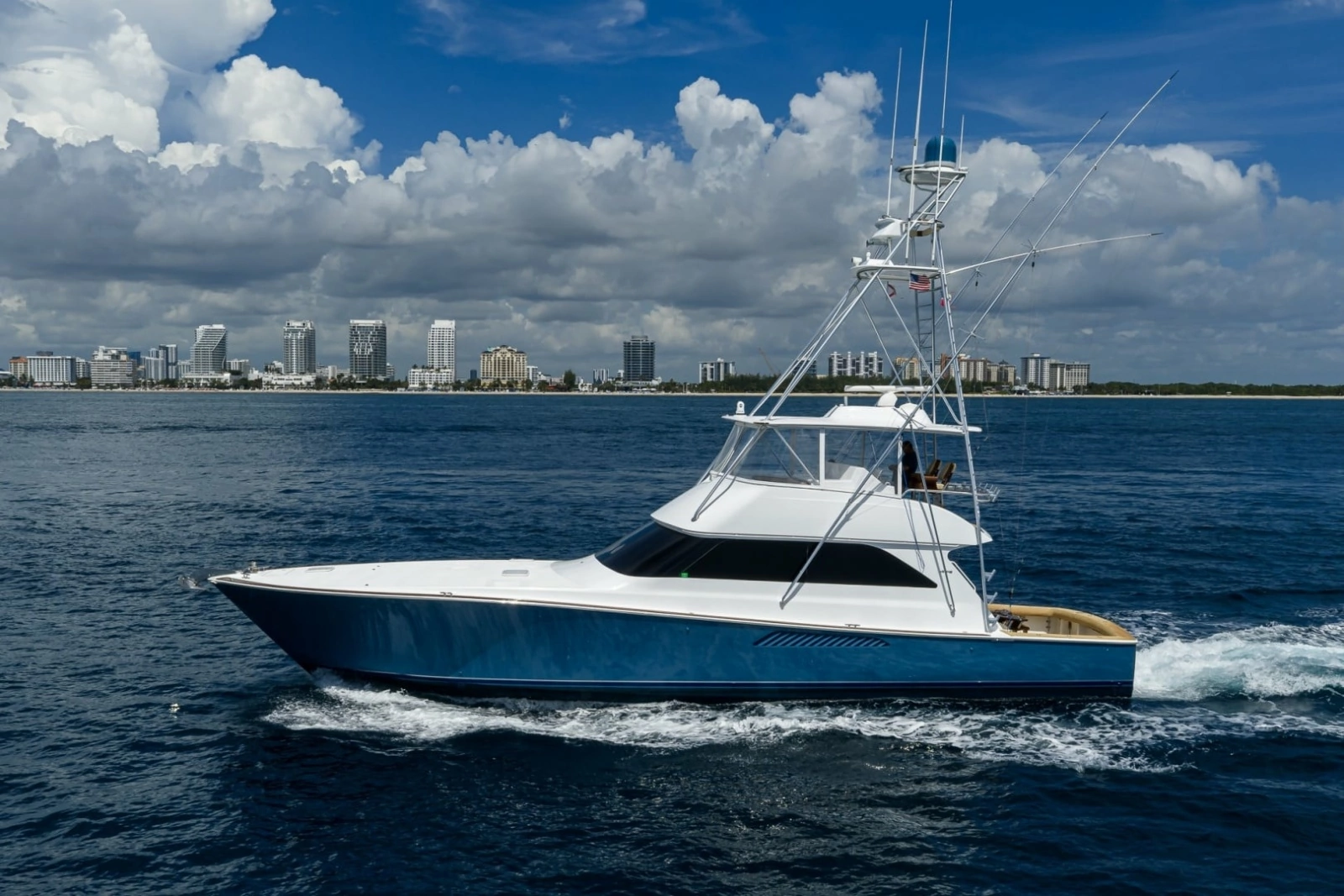 2002 Viking 61 Convertible