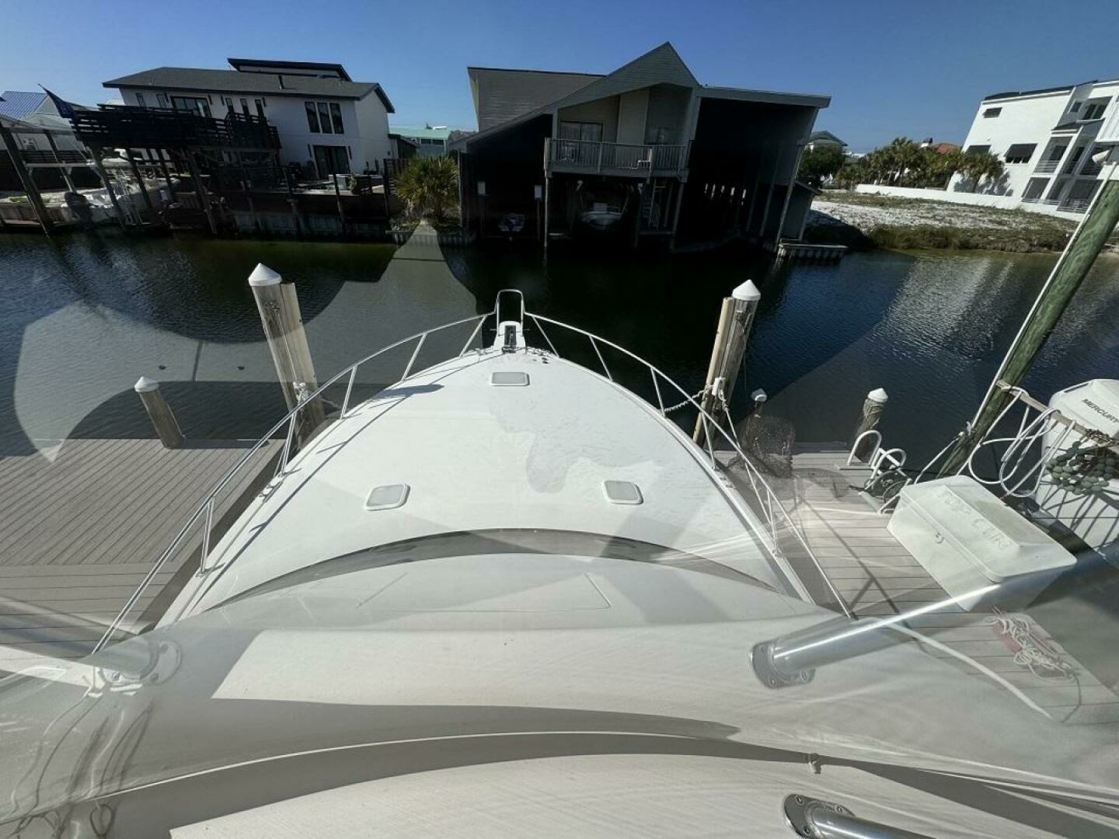 45' 2006 Viking 45 Convertible