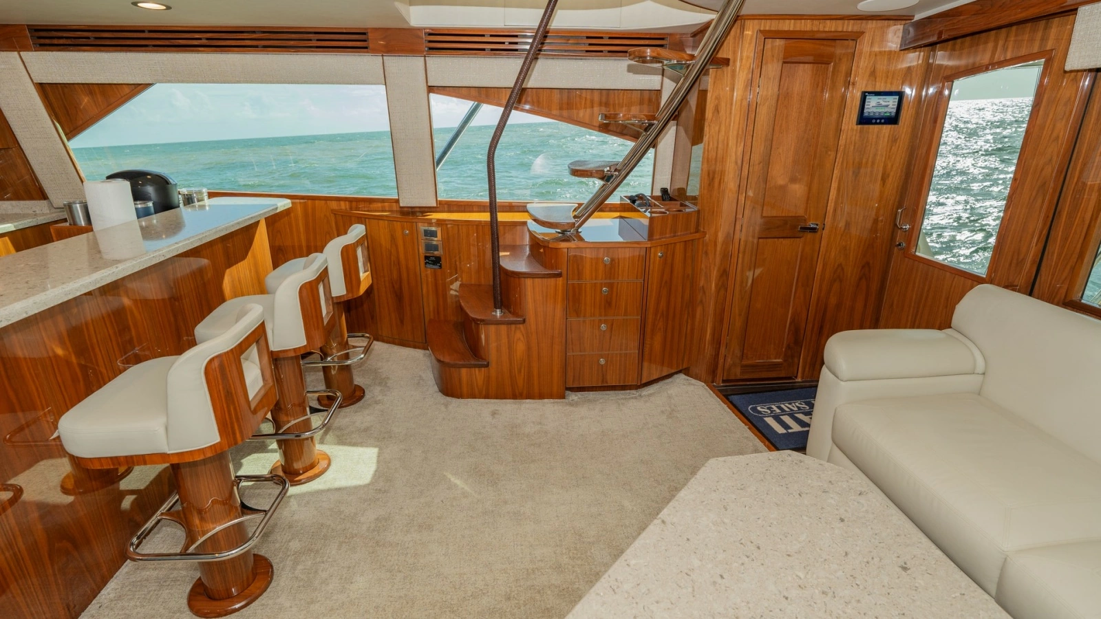 Salon with Bar and Seating