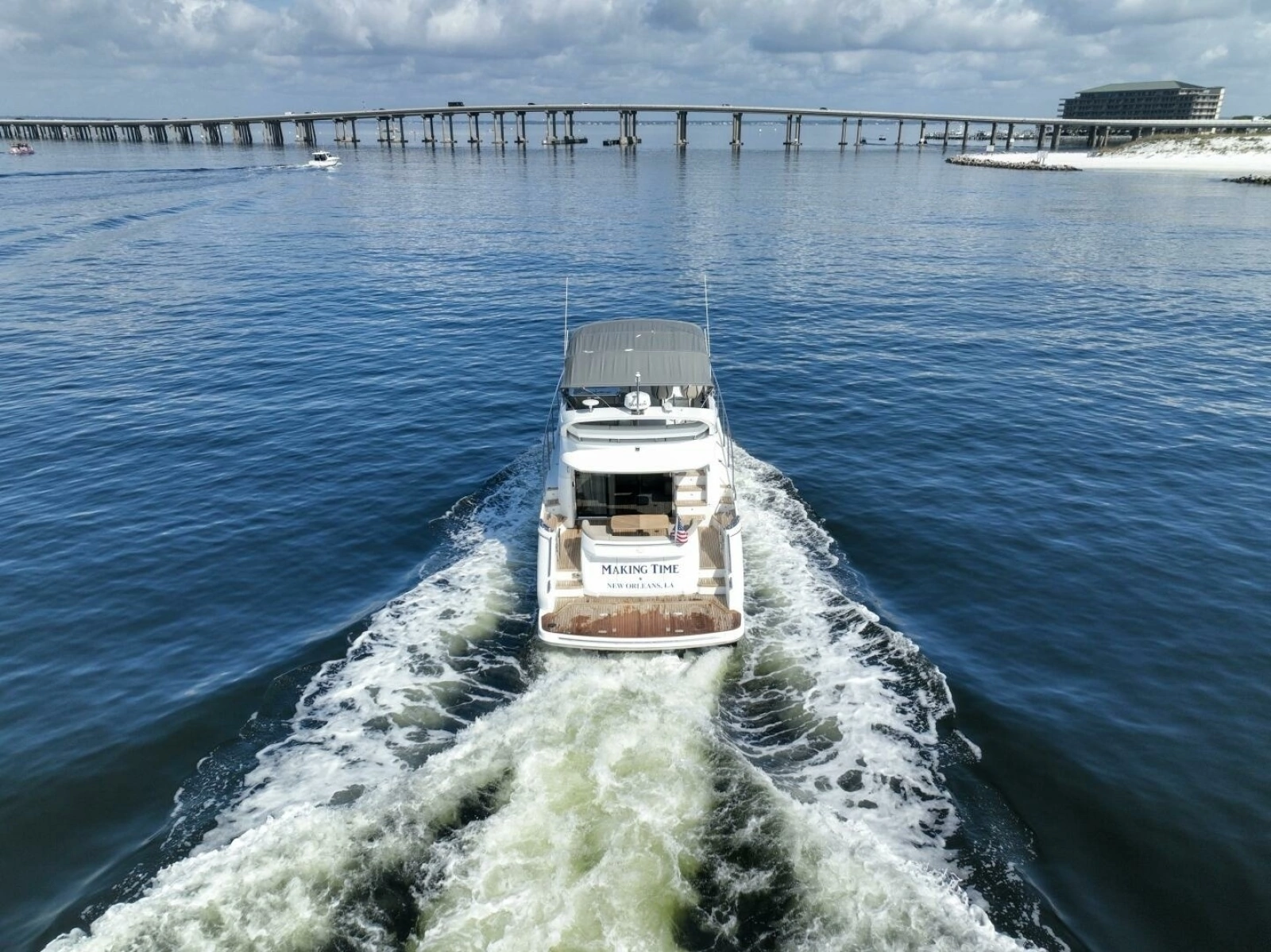 2021 Princess F50- MAKING TIME- Engine room- Transom