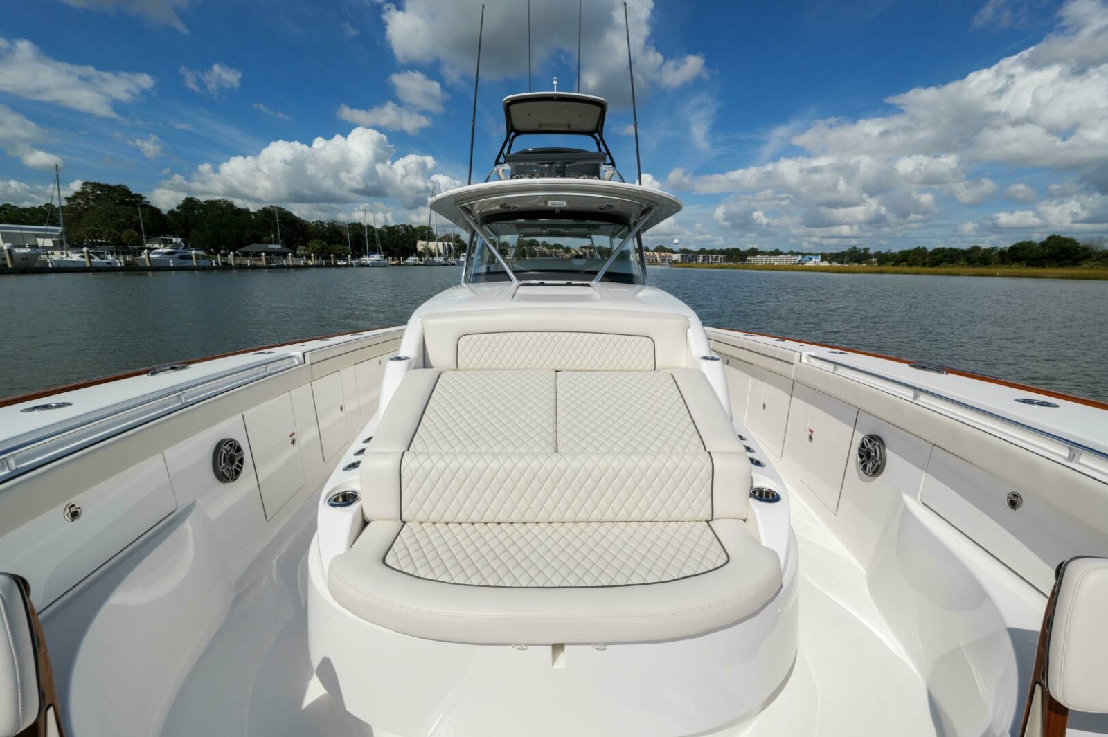 Valhalla 55 - Lucky 24 IV - Forward Seating