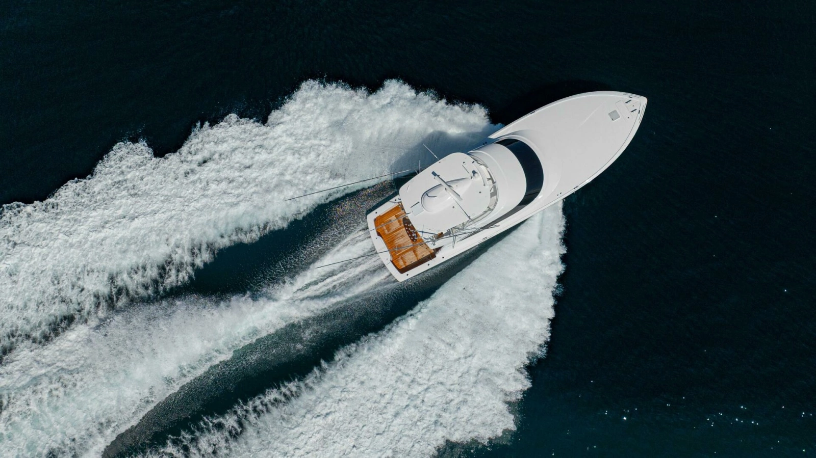 2025 Viking 58 Convertible photo 60