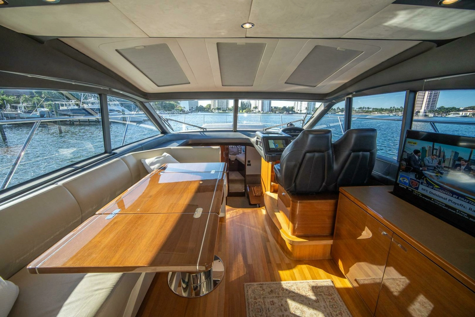2016 Princess V48