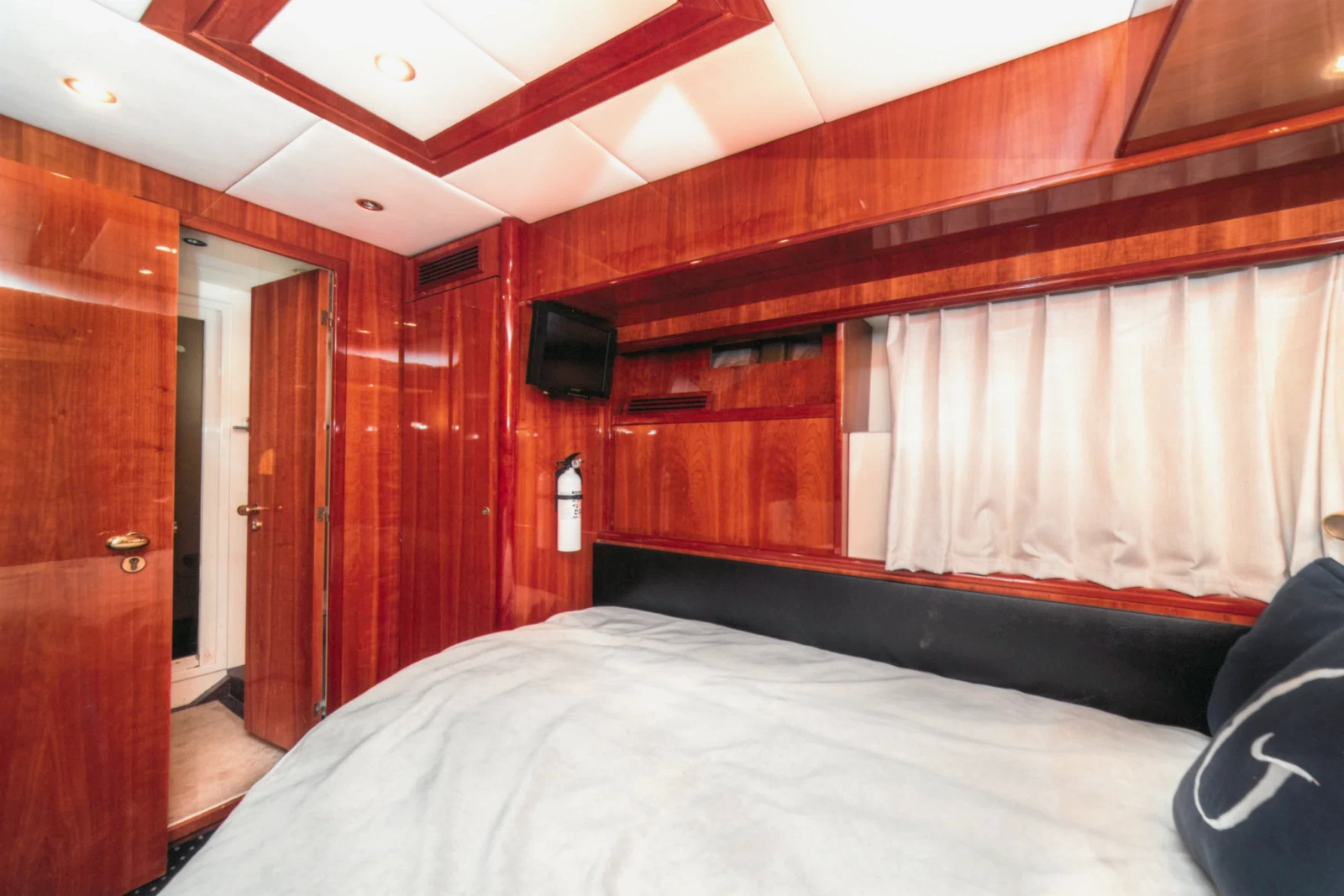 1993 Azimut 65 Pininfarina