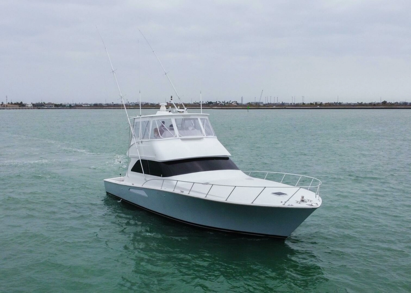 2005 Viking 52 Convertible 
