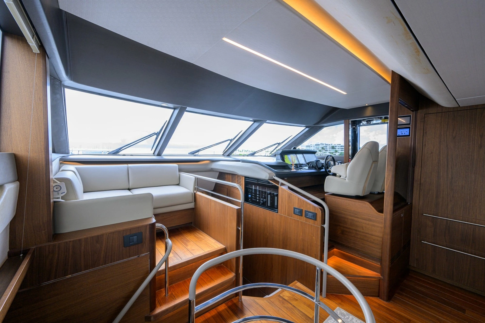 2022 Princess Y78