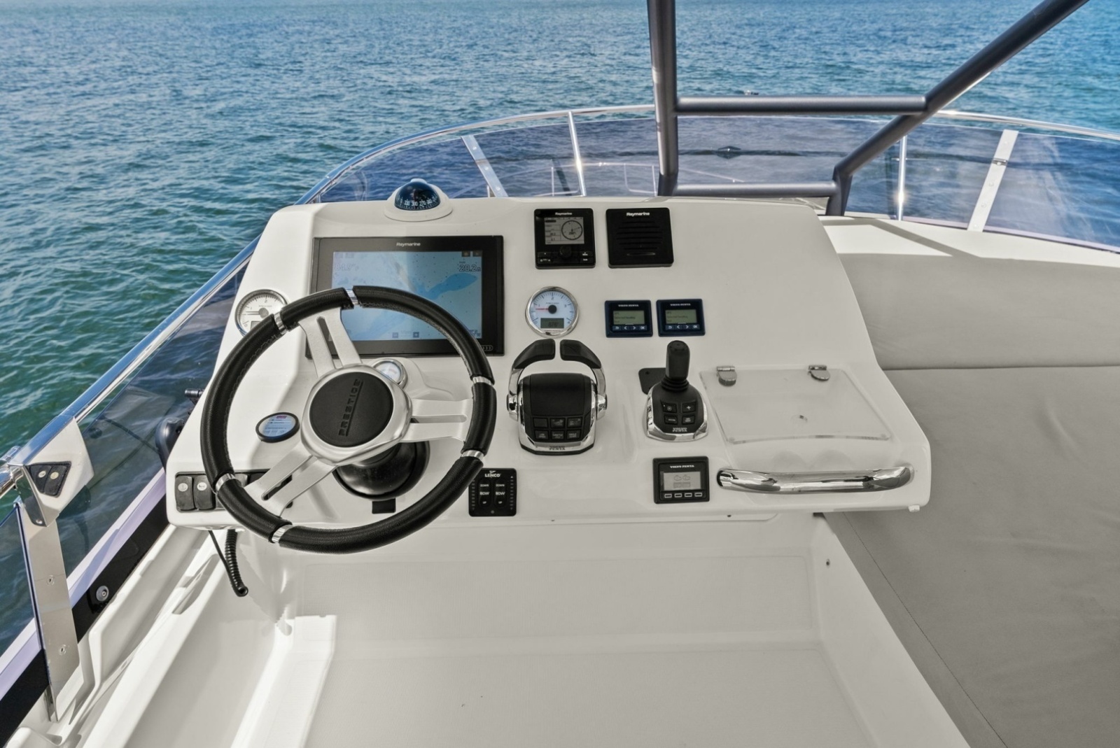 2020 Prestige 460 Flybridge