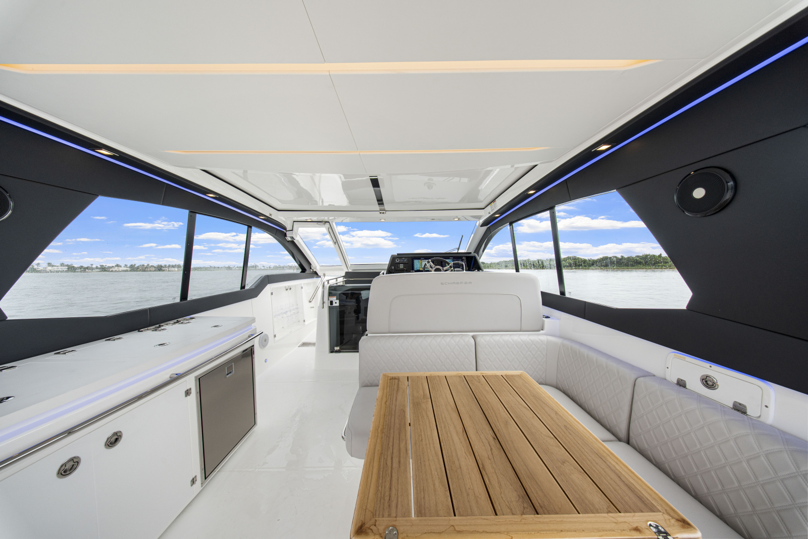 2025 Schaefer 375 HT