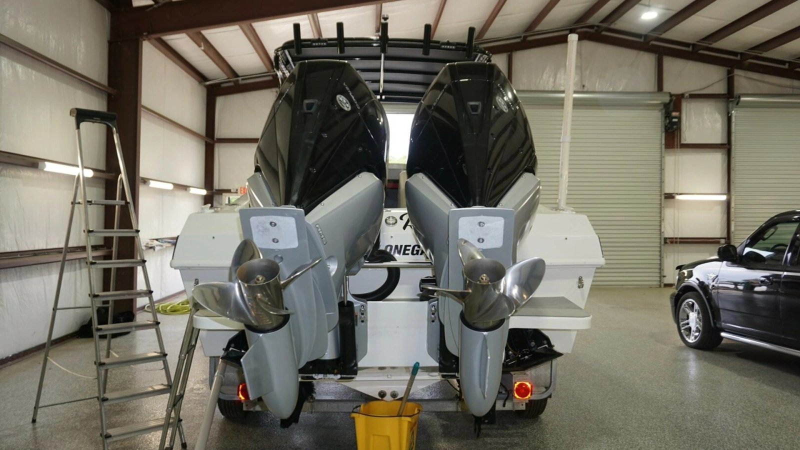 1998 32 Active Thunder 32 CC Ms. Rita Engines (1)