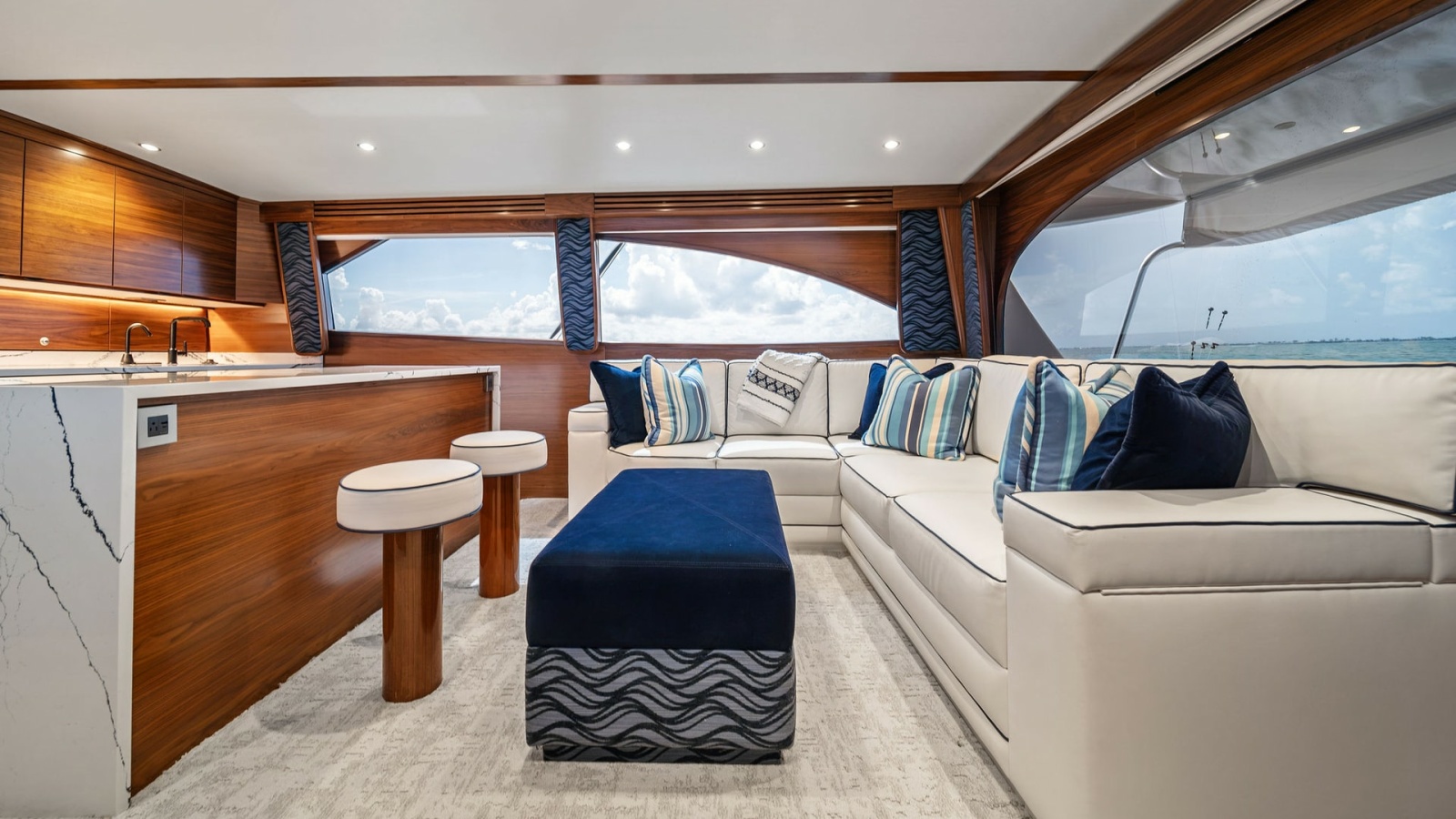 Luxurious Salon with Panoramic Views