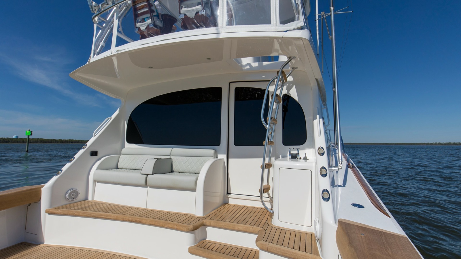 Aft Deck with Seating and Ladder