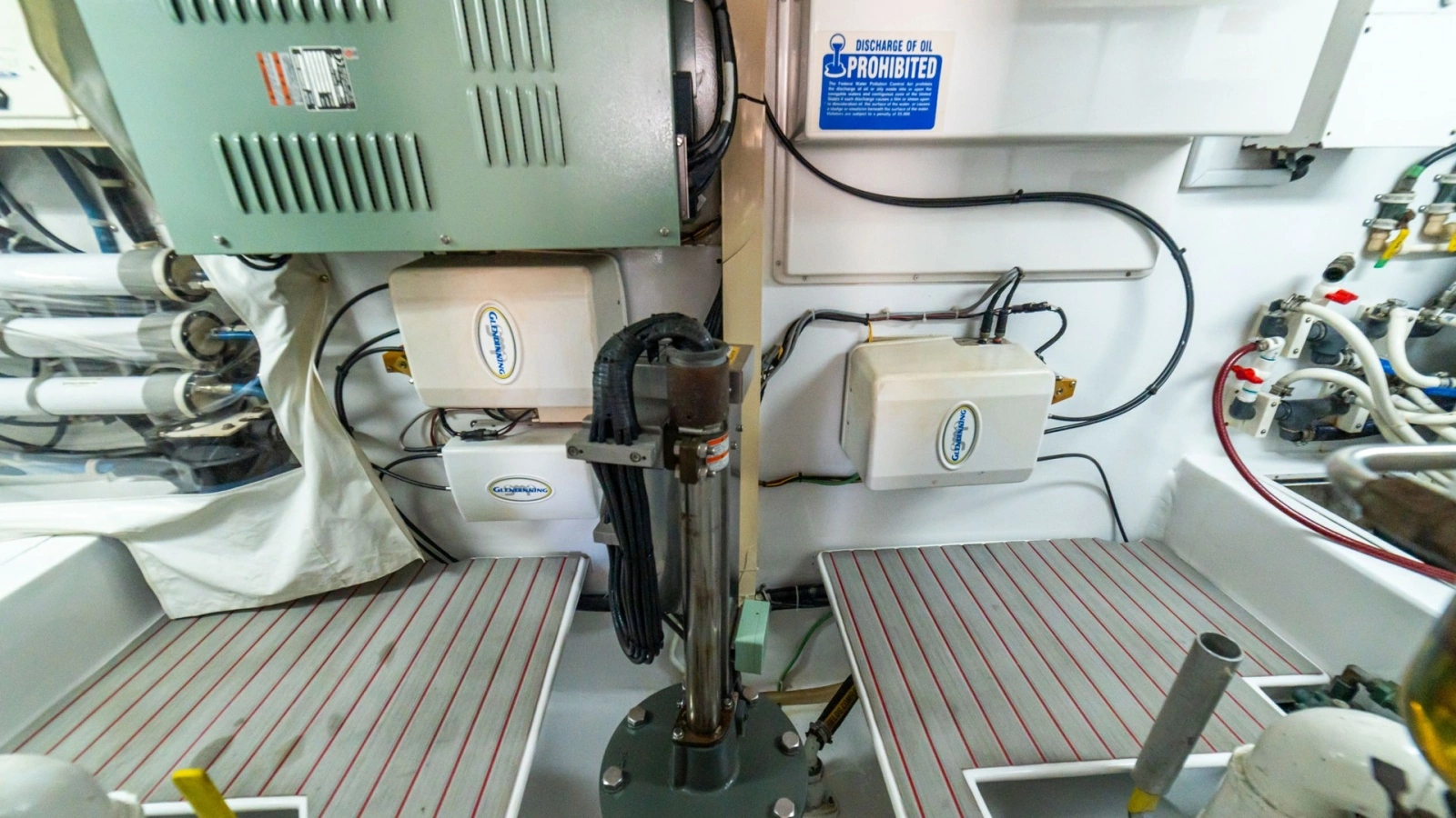2001 Viking 61 Convertible- Caliente- Engine Room