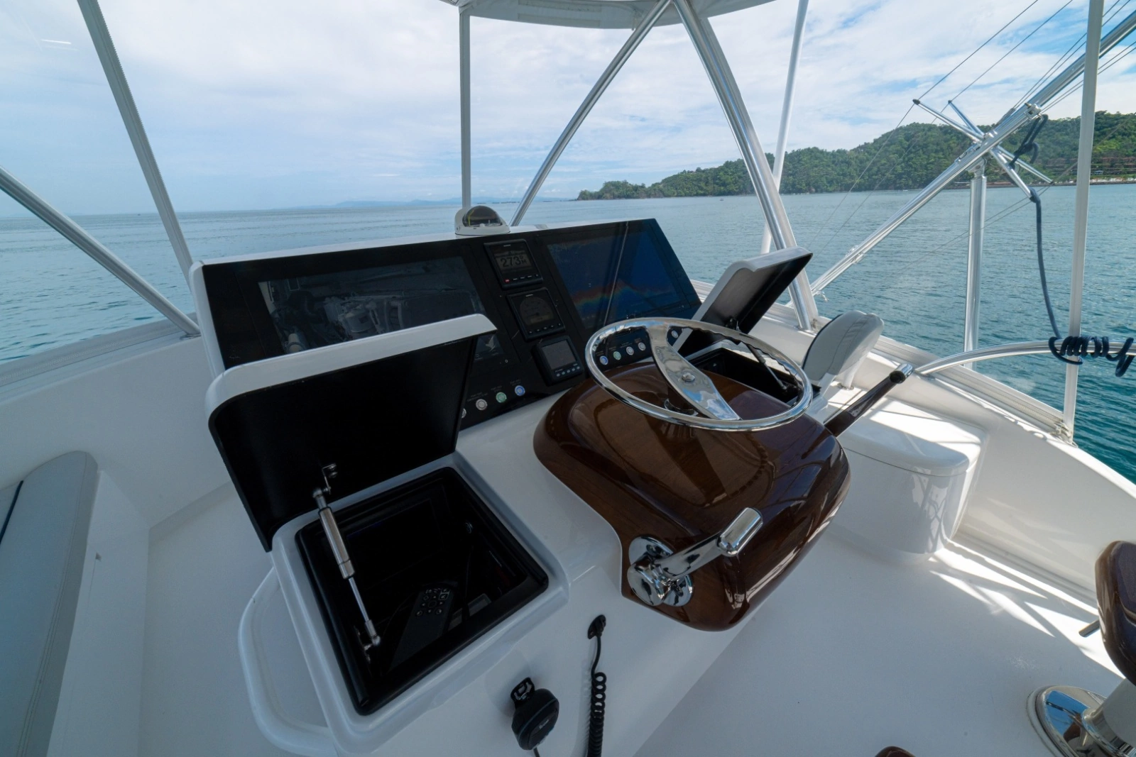 2023 Viking 46 Billfish Flybridge