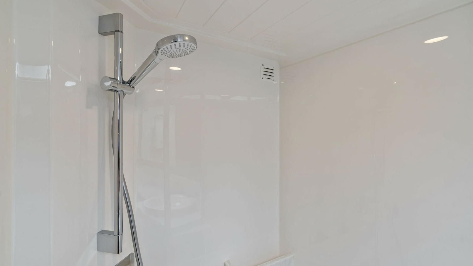 Luxury Yacht Shower Enclosure