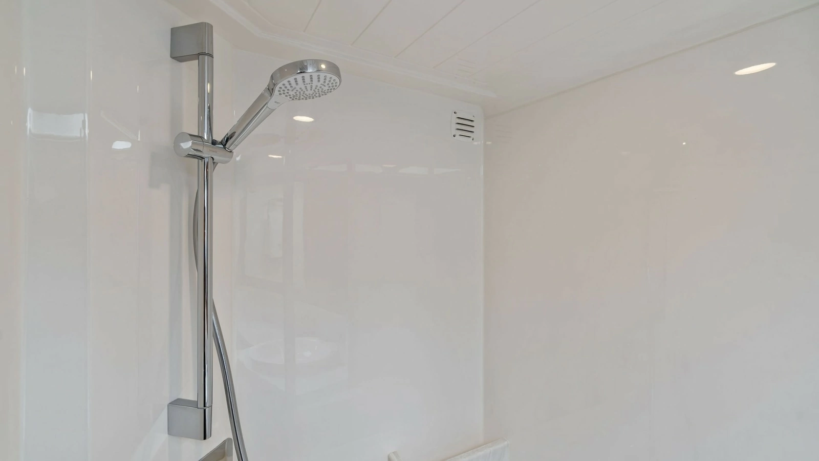 Luxury Yacht Shower Enclosure