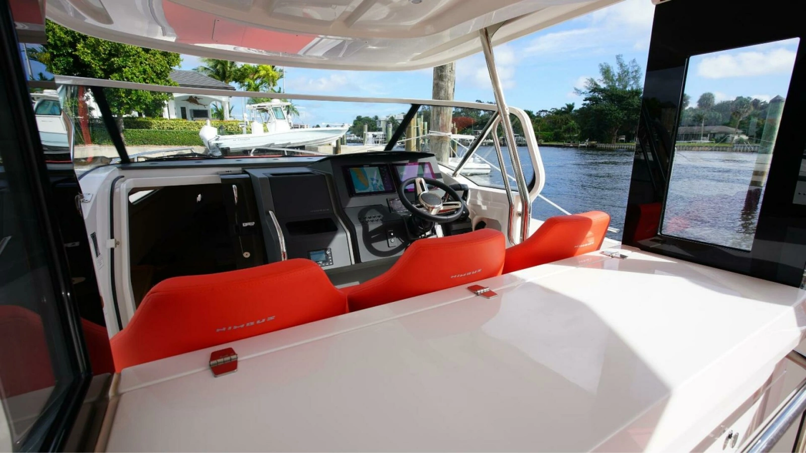 2024 Nimbus Tender 11