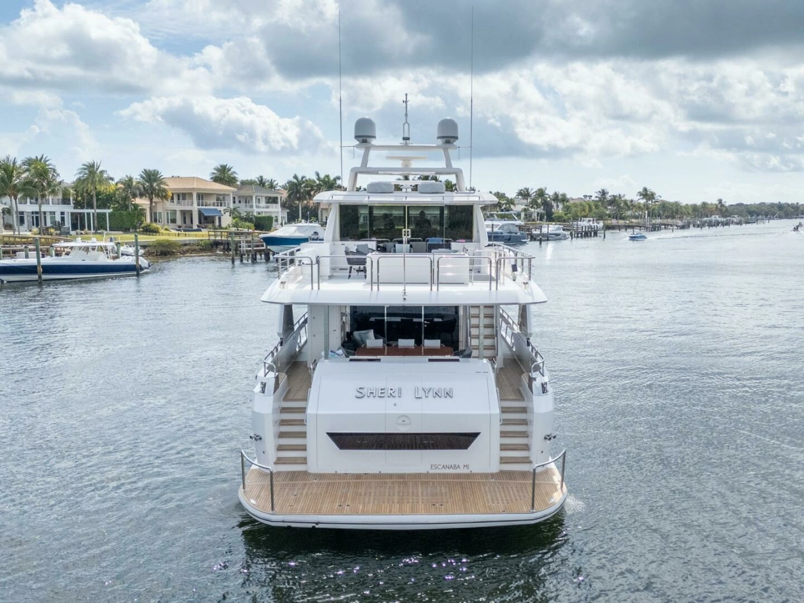 Horizon FD80 SHERI LYNN - Exterior
