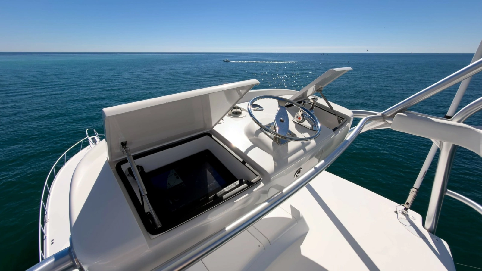 2015 Viking 76 Enclosed Bridge- CHULA- Tower
