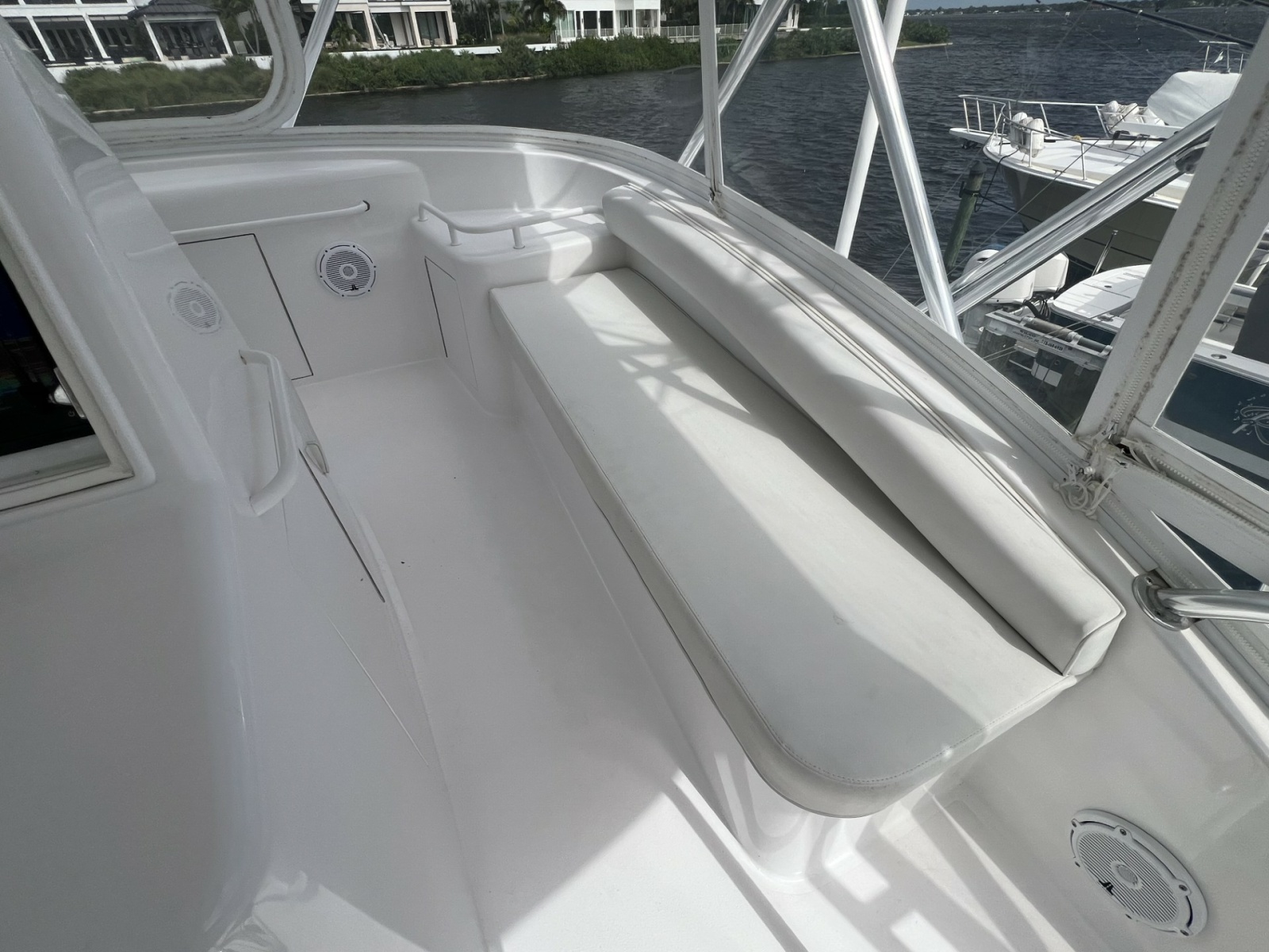 2013 Hatteras GT 54