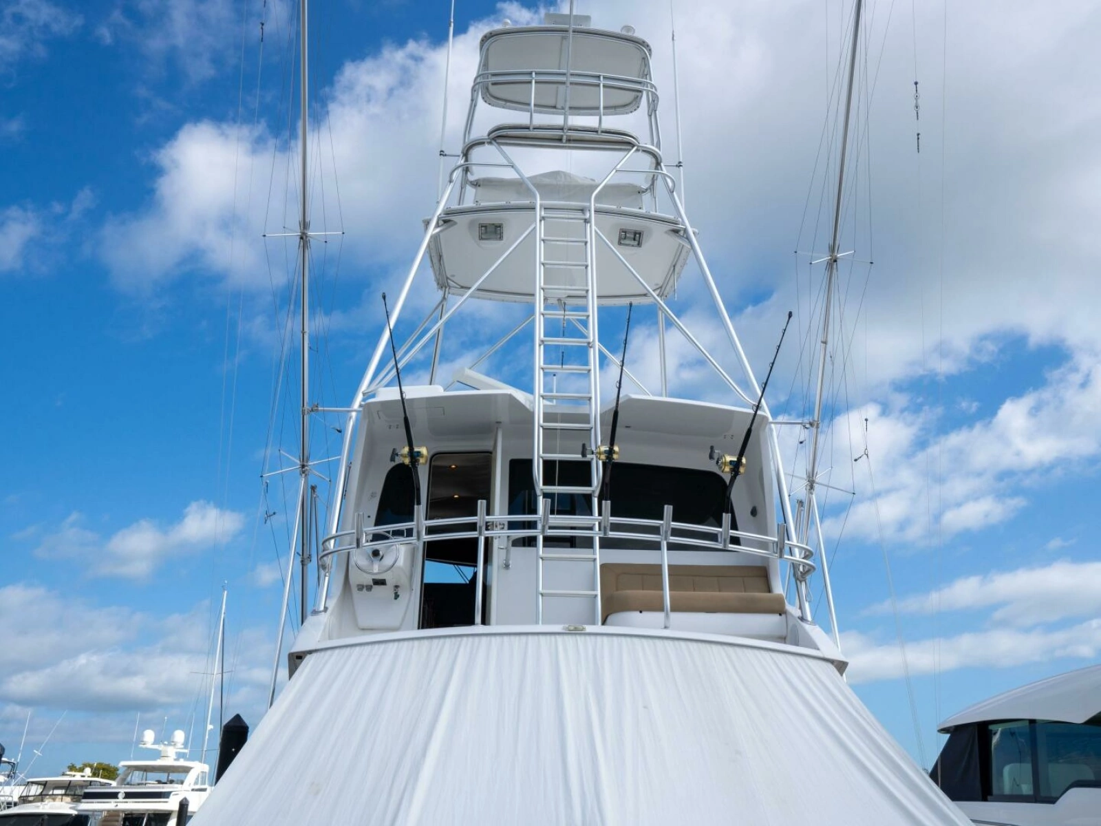 Viking 74 STREAM RUNNER- Flybrdige