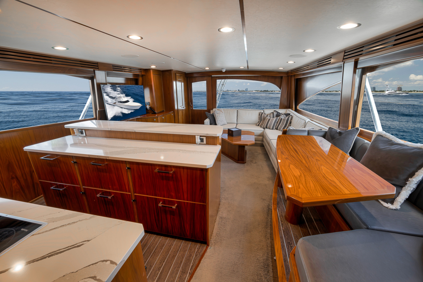 2020 Viking 68 Convertible