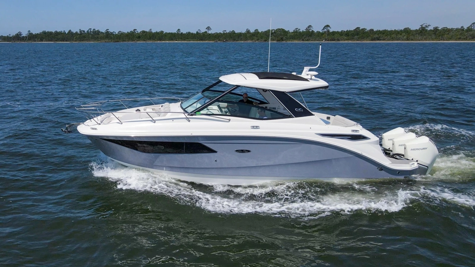 2022 32 Sea Ray 320 Sundancer OB Raya Sunshine Exterior Profiles (14)
