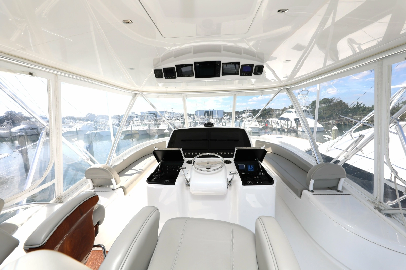 2023 Viking 54 Convertible