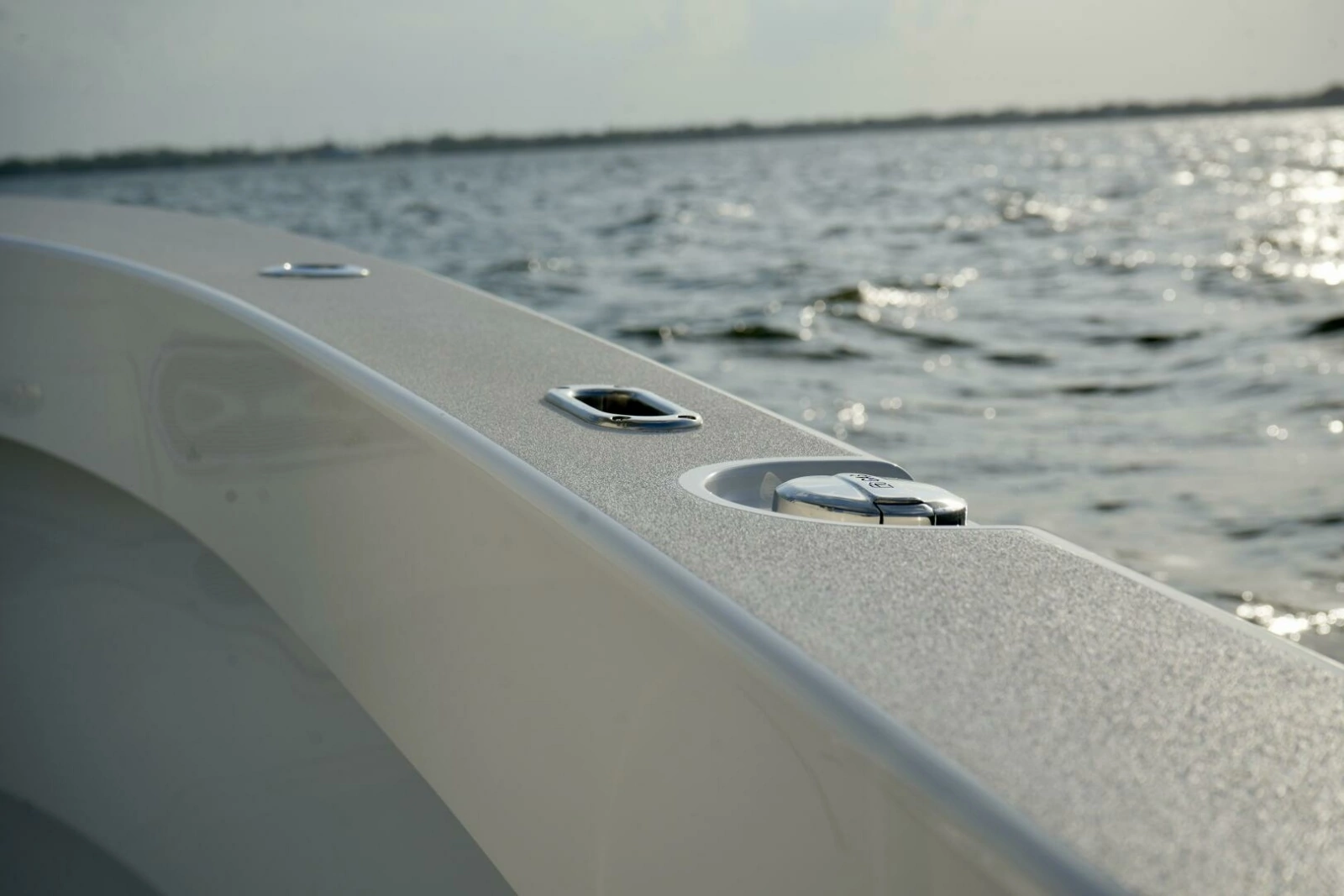 Reef Runner 23 - Deck Equipment