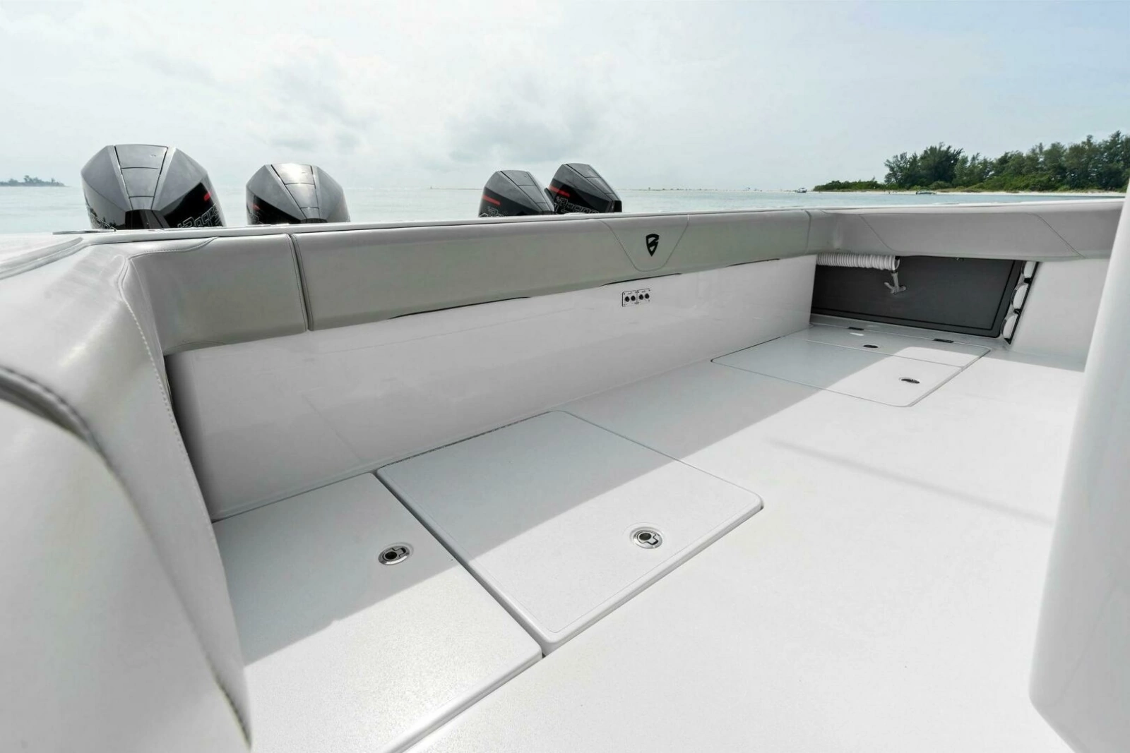 2022 Barker Boatworks 40 HPC 