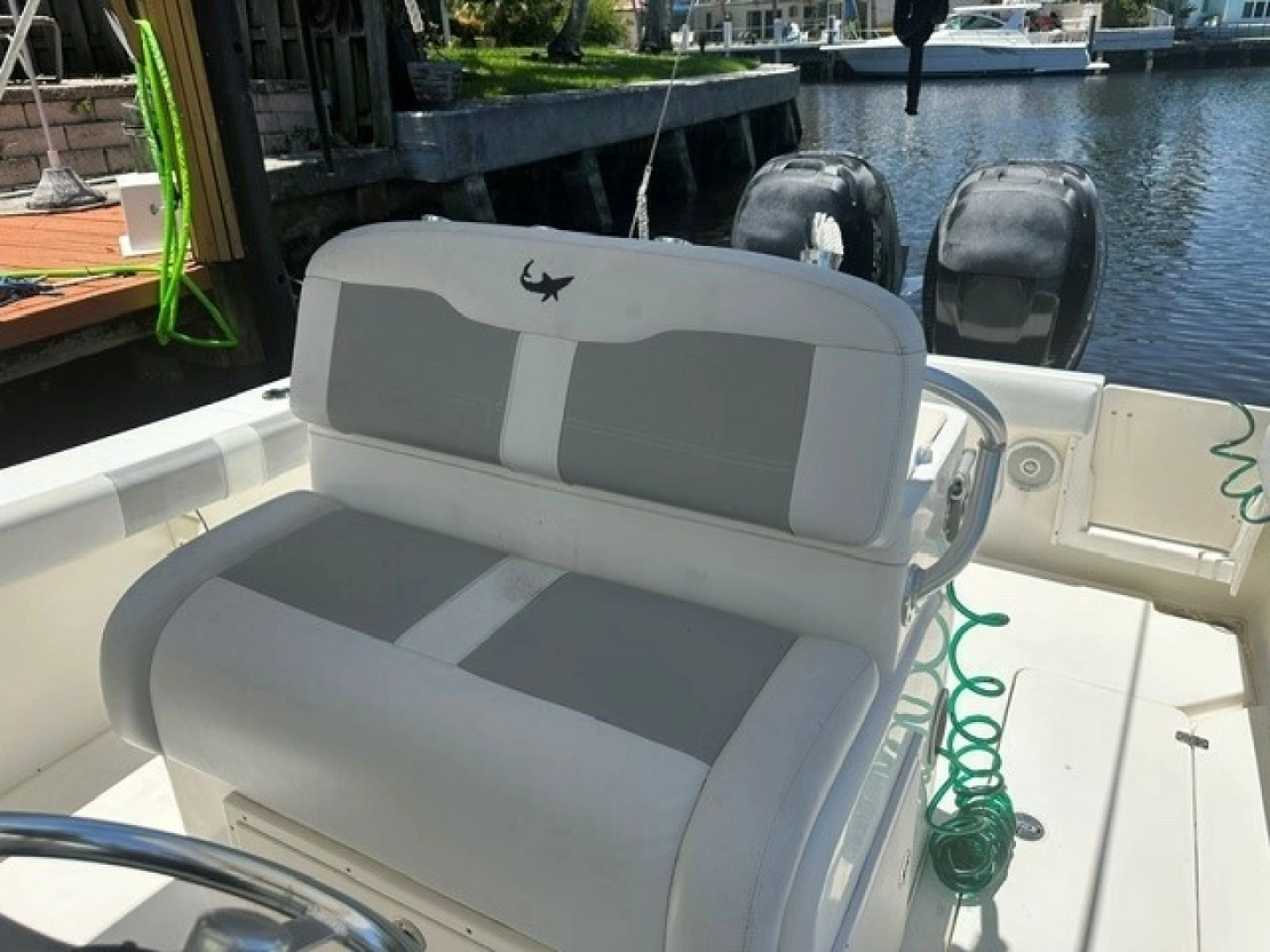 2018 Mako 284