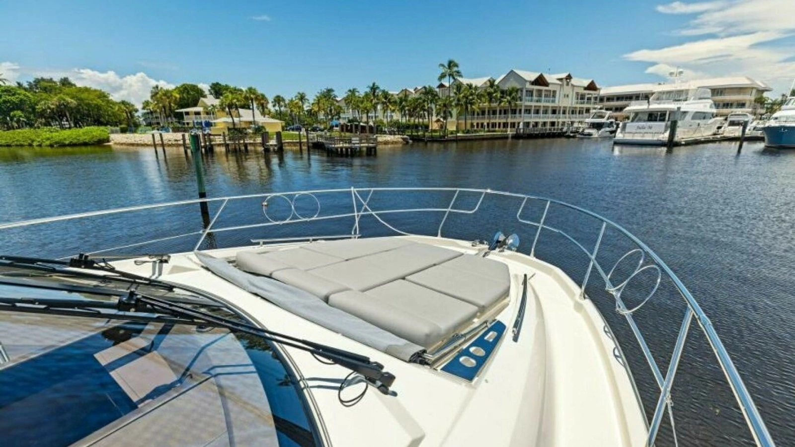 2025 Prestige 460 Flybridge - Sistership
