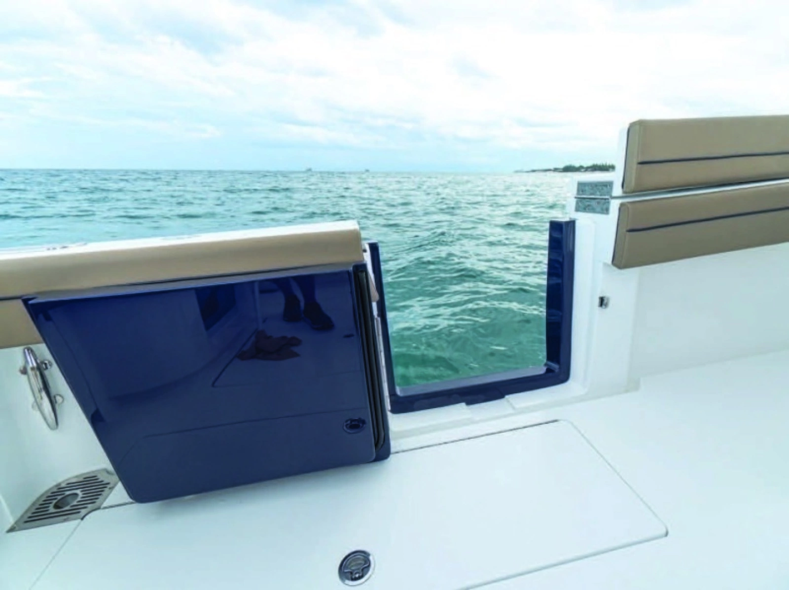 New V-41 Valhalla Boatworks Center Console