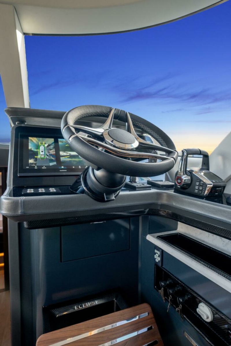 ECLIPSE 505 Shadow -