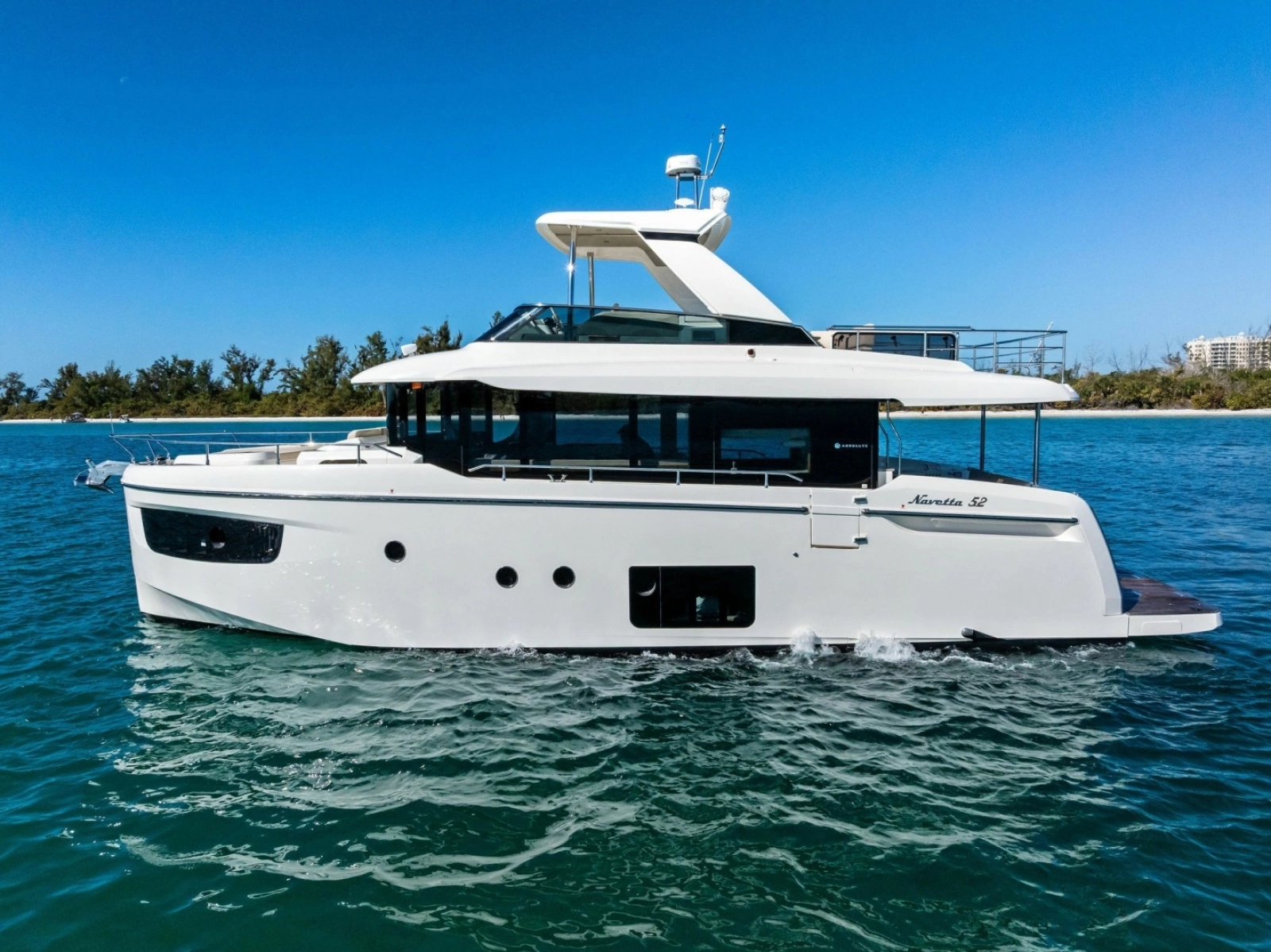 2019 Absolute 52 Navetta